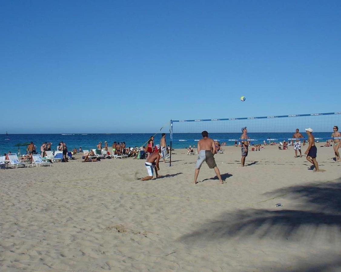 Kasa Ocean Breeze - Cabana Studio Apartment Beachfront Condo Pool San Juan Exterior foto