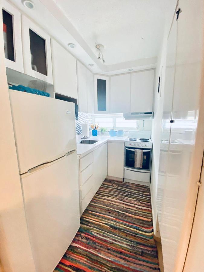 Kasa Ocean Breeze - Cabana Studio Apartment Beachfront Condo Pool San Juan Exterior foto