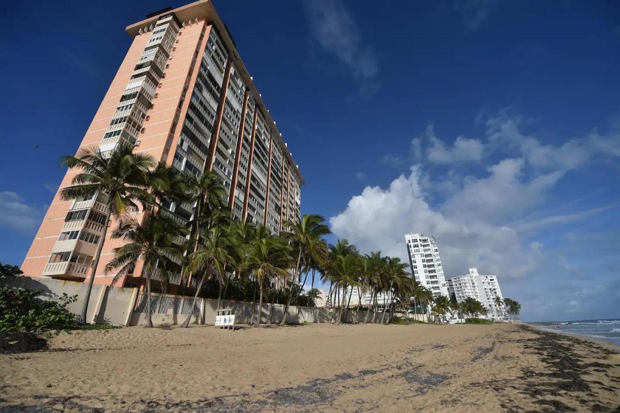 Kasa Ocean Breeze - Cabana Studio Apartment Beachfront Condo Pool San Juan Exterior foto